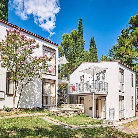 Apartments Astra Plava Laguna Poreč Exterior foto
